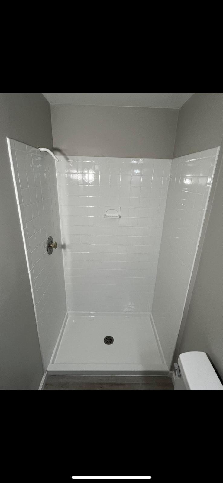 Bathtub Reglazing